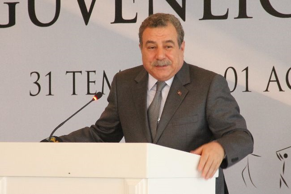 Güler, Yunanistan Kamu Düzeni ve Vatandaşı Koruma Bakanı Dendias ile Görüştü