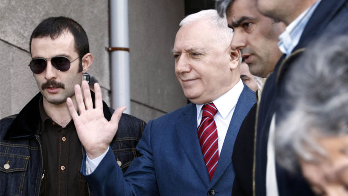 Mehmet Haberal 12 Yıl 6 Ay Hapis Cezası Aldı.