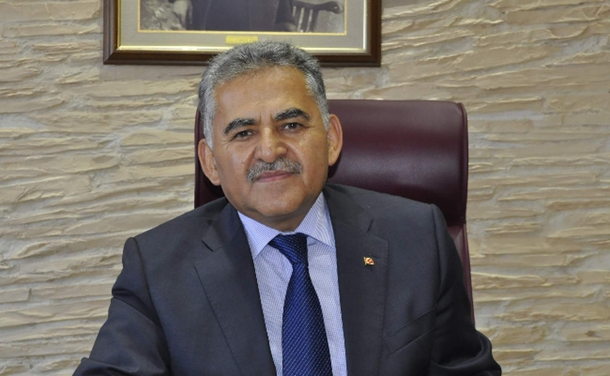 Melikgazi Belediye Başkanı Memduh Büyükkılıç\'tan Bayram Mesajı Açıklaması