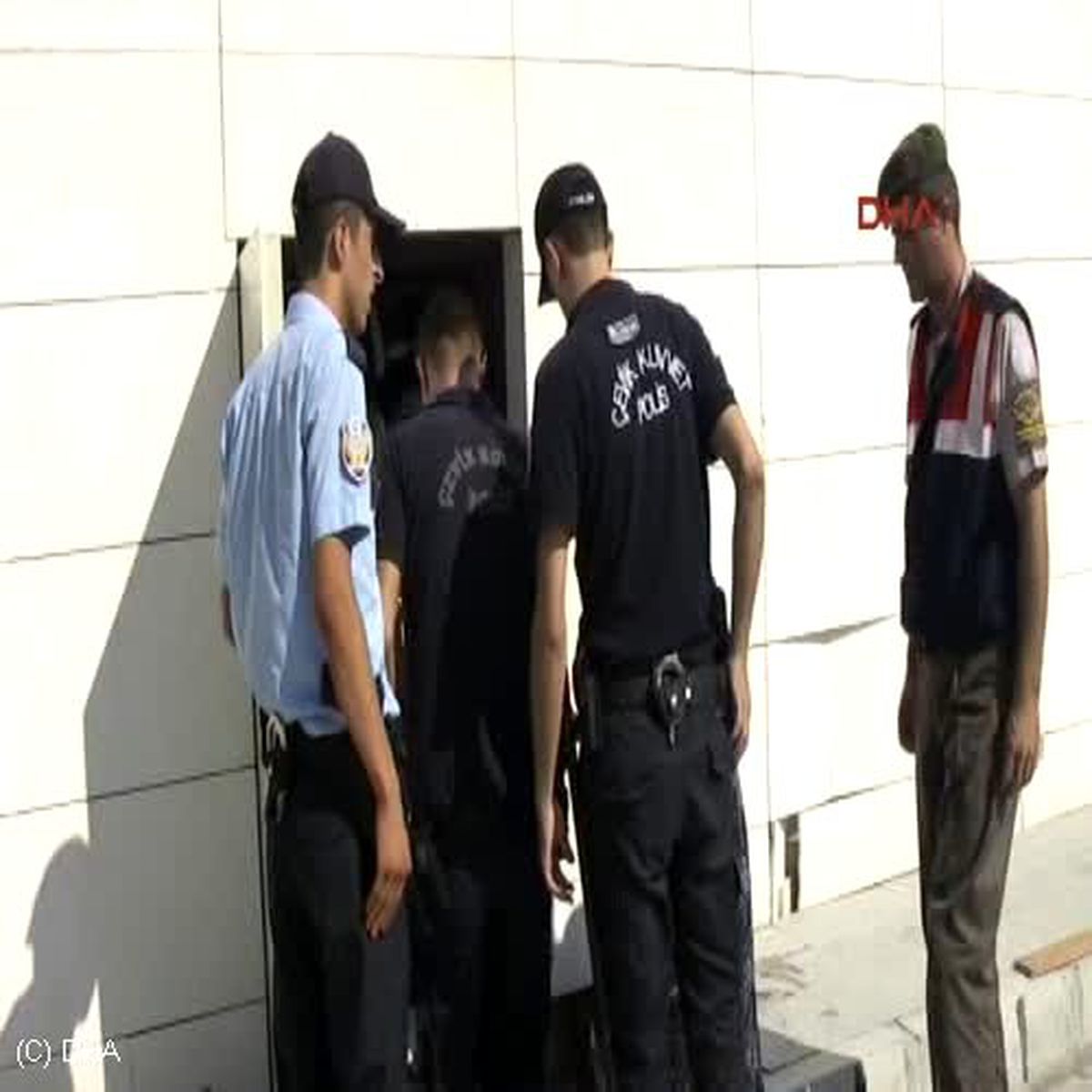 Mersin Eniştelerini Başlık Parası Alamadıkları İçin Öldürmüşler
