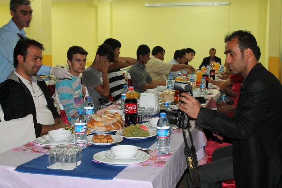 Mucur İlçesinde Necdet Özbay Ak Partiden Aday Adaylığını Basına İlan Etti