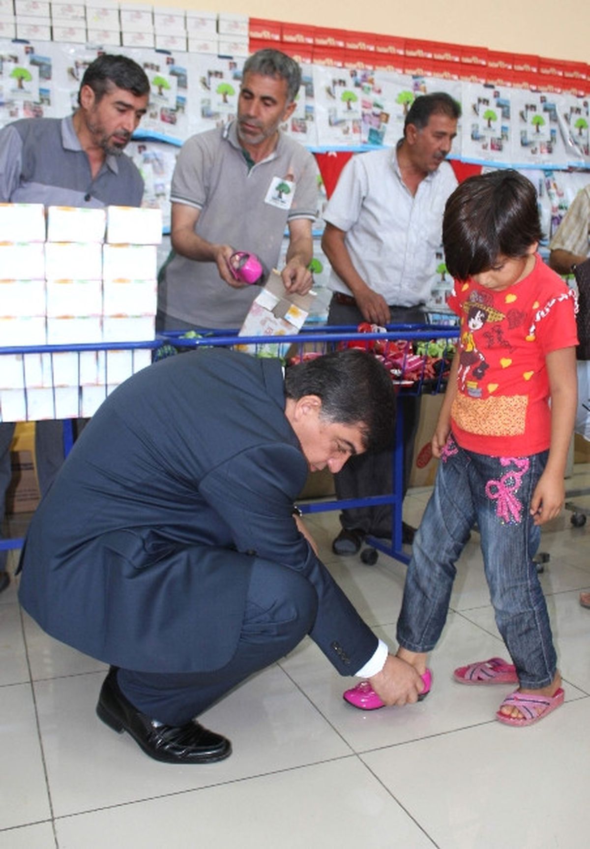 Şehitkamil Belediyesi Dar Gelirli Aileleri Unutmadı
