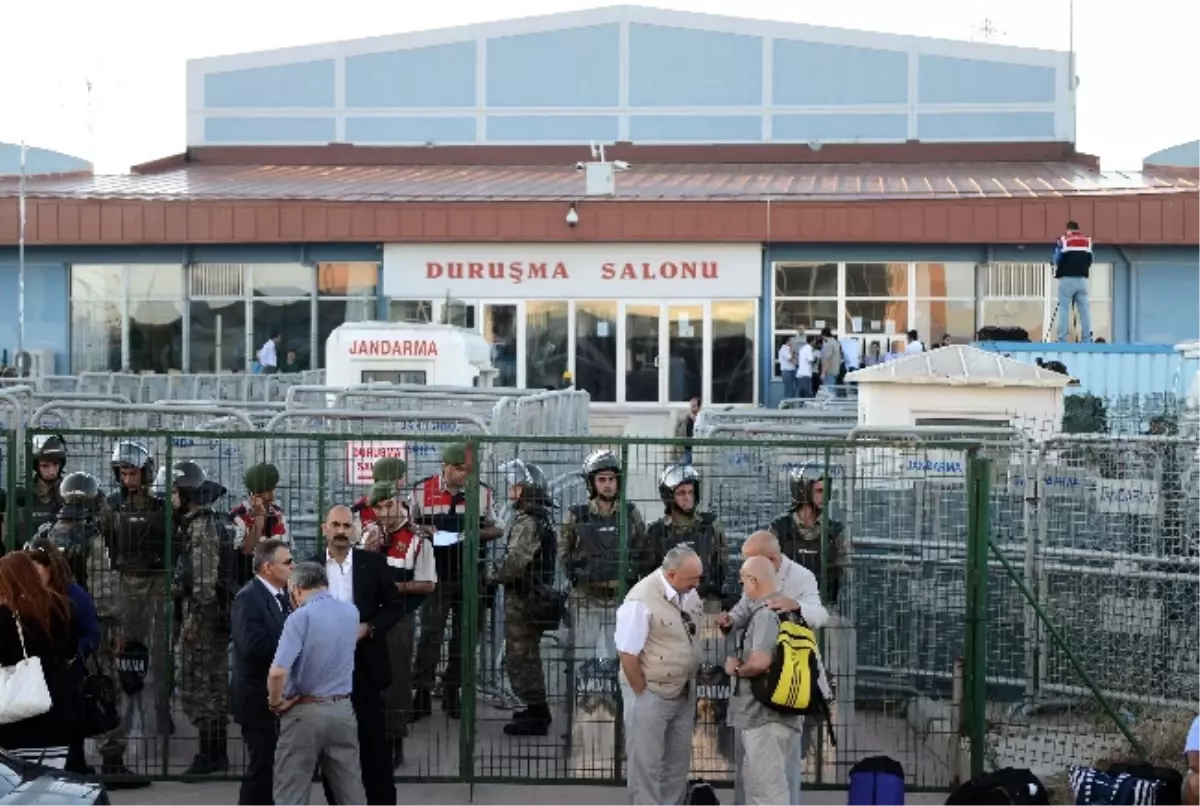 Silivri Cezaevi Önünde Hareketlilik Başladı