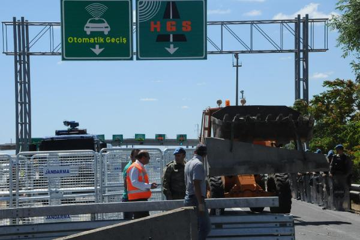 Silivri\'ye Çıkan Otobanlar Kapatıldı (4)
