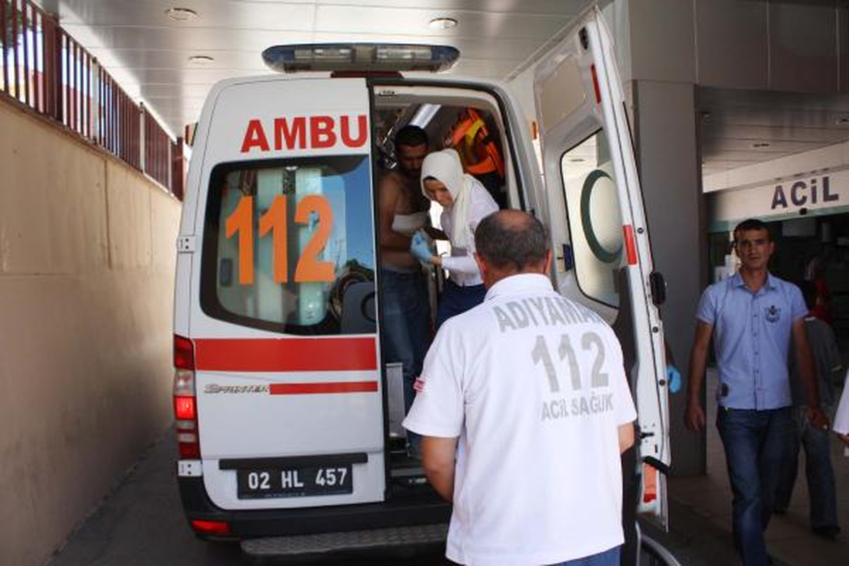 Tartıştığı Üvey Ağabeyi Sırtından Bıçakladı