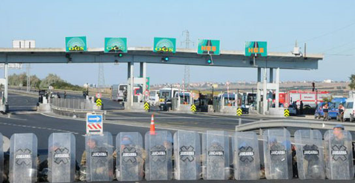 Silivri\'ye Çıkan Otobanlar Kapatıldı
