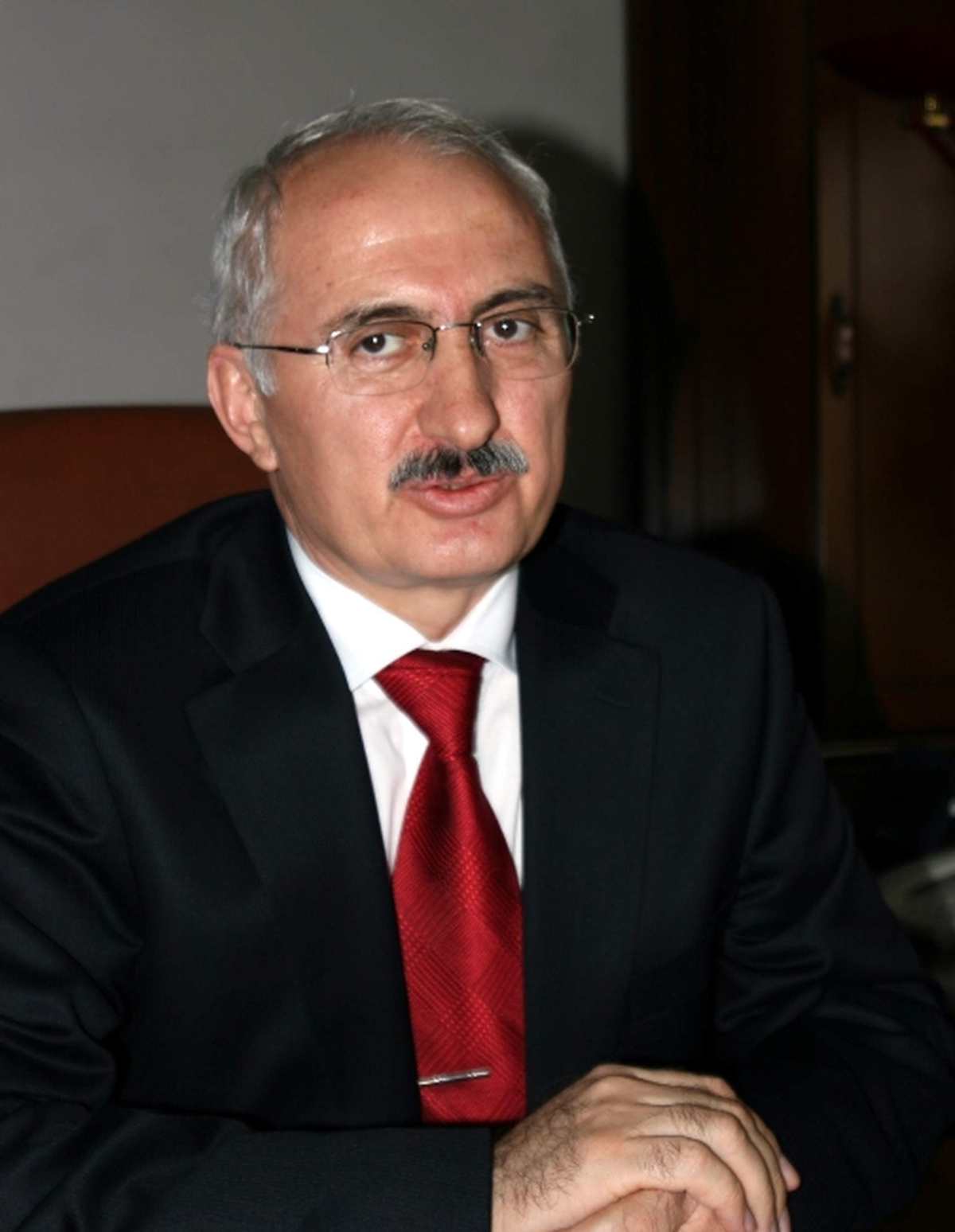 Vali Barut\'tan Son Mesaj
