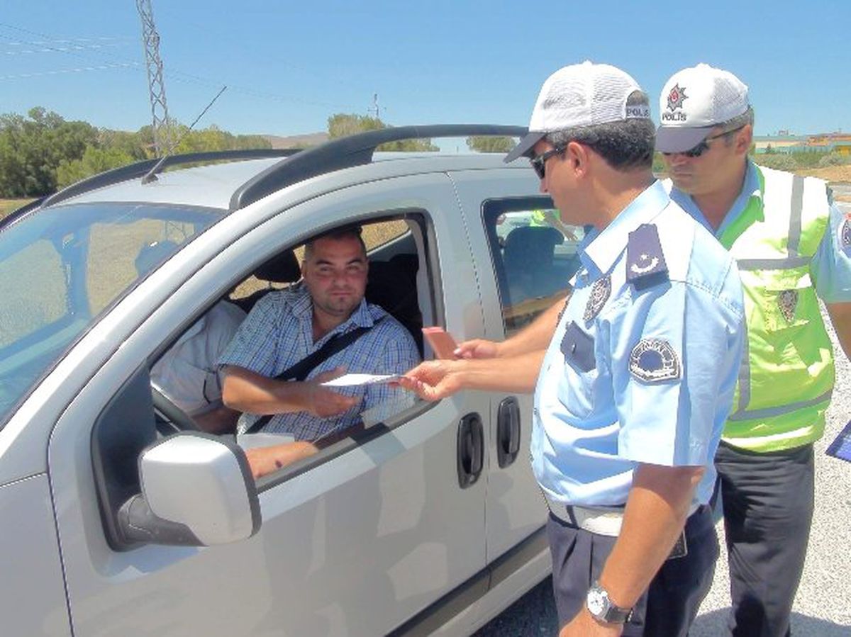 Yozgat Emniyeti Bayram Öncesi Trafik Tedbirlerini Artırdı