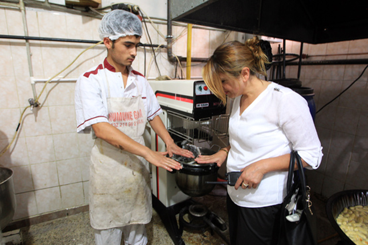Zabıta Ekiplerinden Tatlı İmalathanelerine Denetim