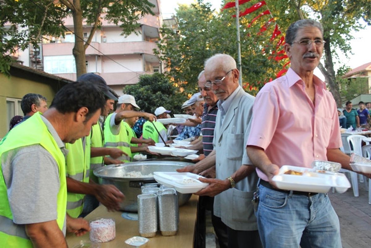 5.000 Sındırgı\'lı Balıkesir Caddesinde Buluştu