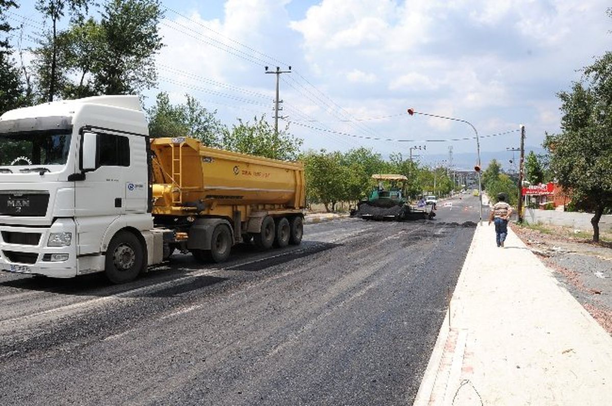 Başiskele\'ye 4 Kilometre Asfalt Yol