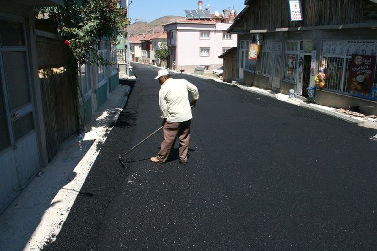 Bozüyük\'te Asfalt Çalışmaları