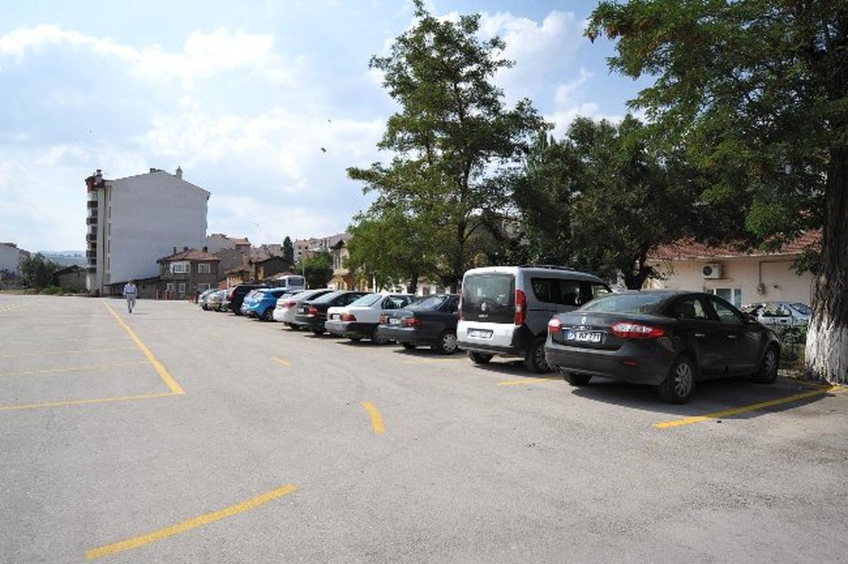 Bozüyük\'teki Park Sorunu Çözüldü