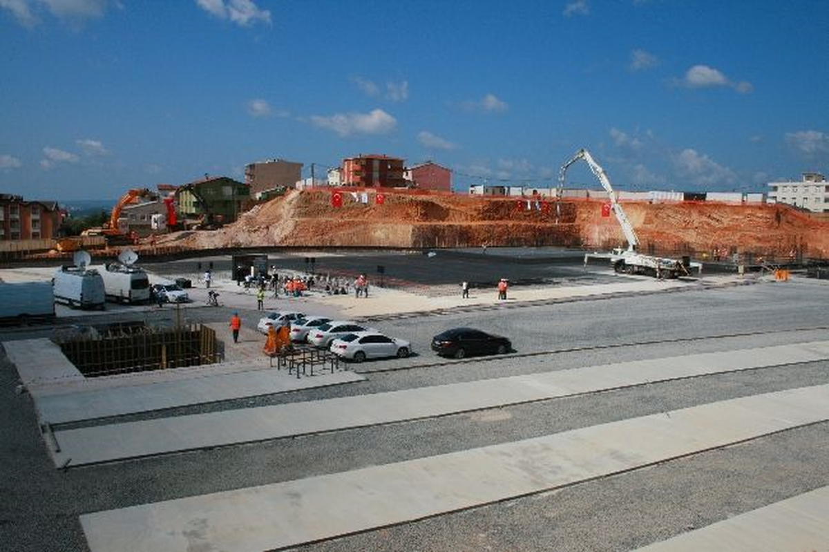 Çamlıca Tepesi Camii\'nin Temeli Atıldı