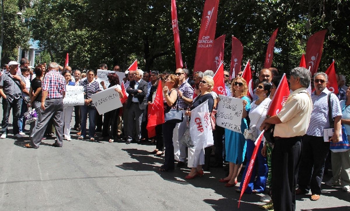 CHP, Ergenekon Davası Kararlarını Protesto Etti