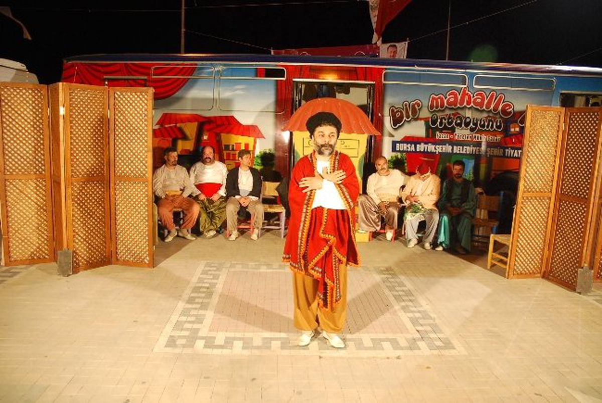 Gemlik\'te Tiyatro Coşkusu