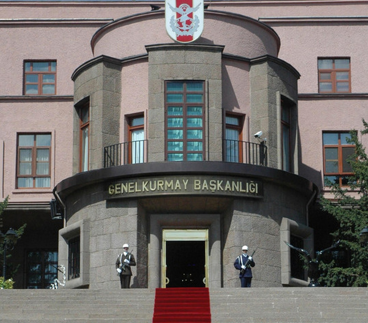 Genelkurmay: Silah Arkadaşlarımız ve Ailelerinin Yaşadığı Üzüntüyü Paylaşmaktayız (2)