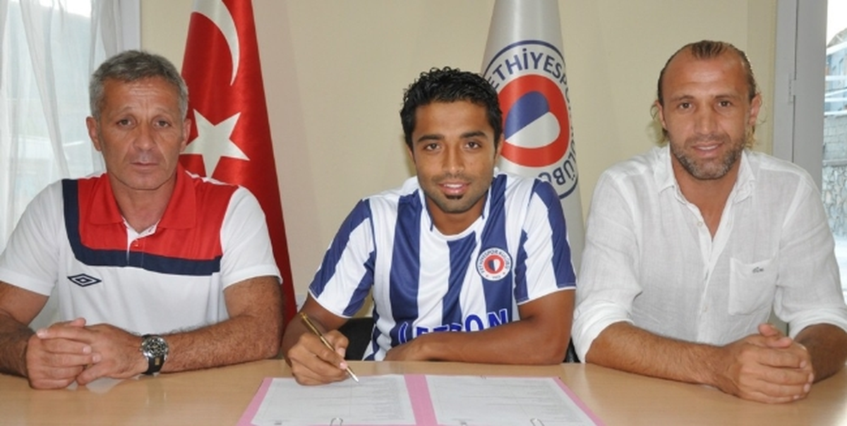 Hakan Ateş Fethiyespor\'da