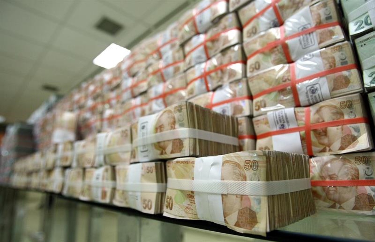 Hazine Nakit Dengesi Yılın İlk 7 Ayında 15 Milyar TL Açık Verdi