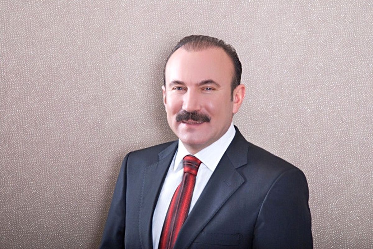 İzmit Belediyesi\'nde Bayramlaşma İlk Gün