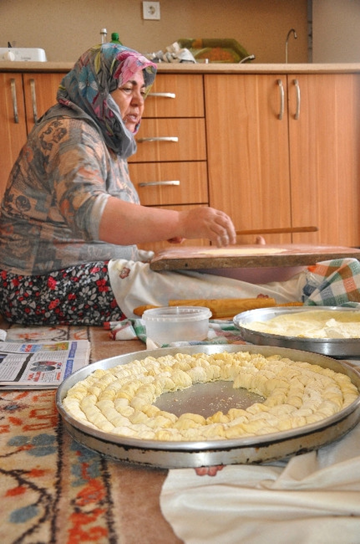 Kadınları Bayram Baklavası Yapma Telaşı Sardı