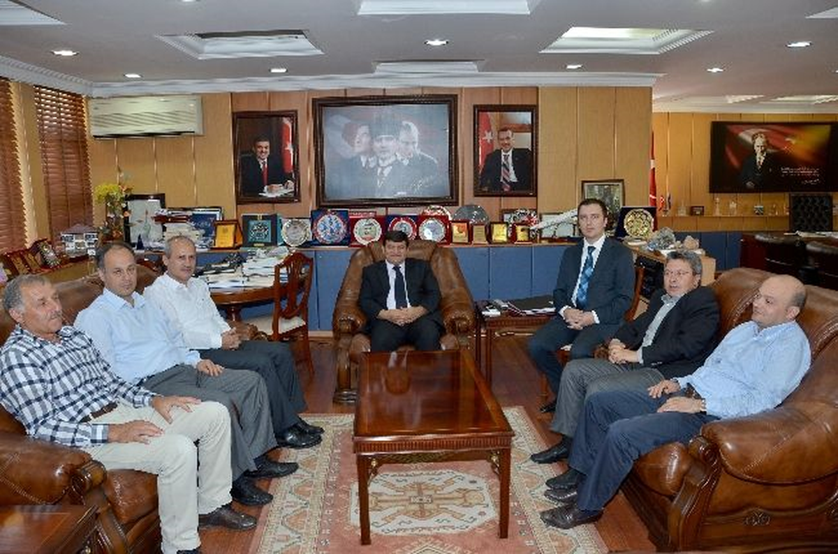 Karayolları Genel Müdürü Turhan, Vali Mayda\'yı Ziyaret Etti
