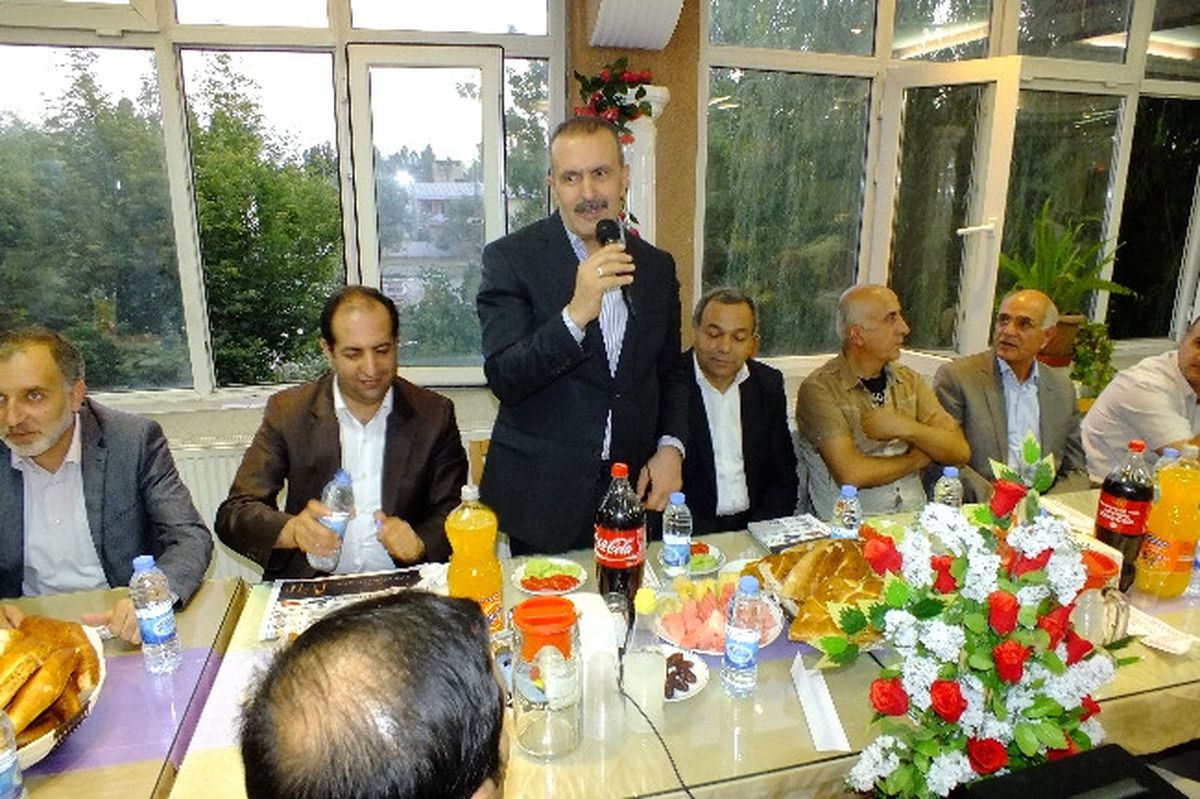 Kayatürk ve Çiftçi, Erciş\'te Muhtarlarla İftar Yaptı