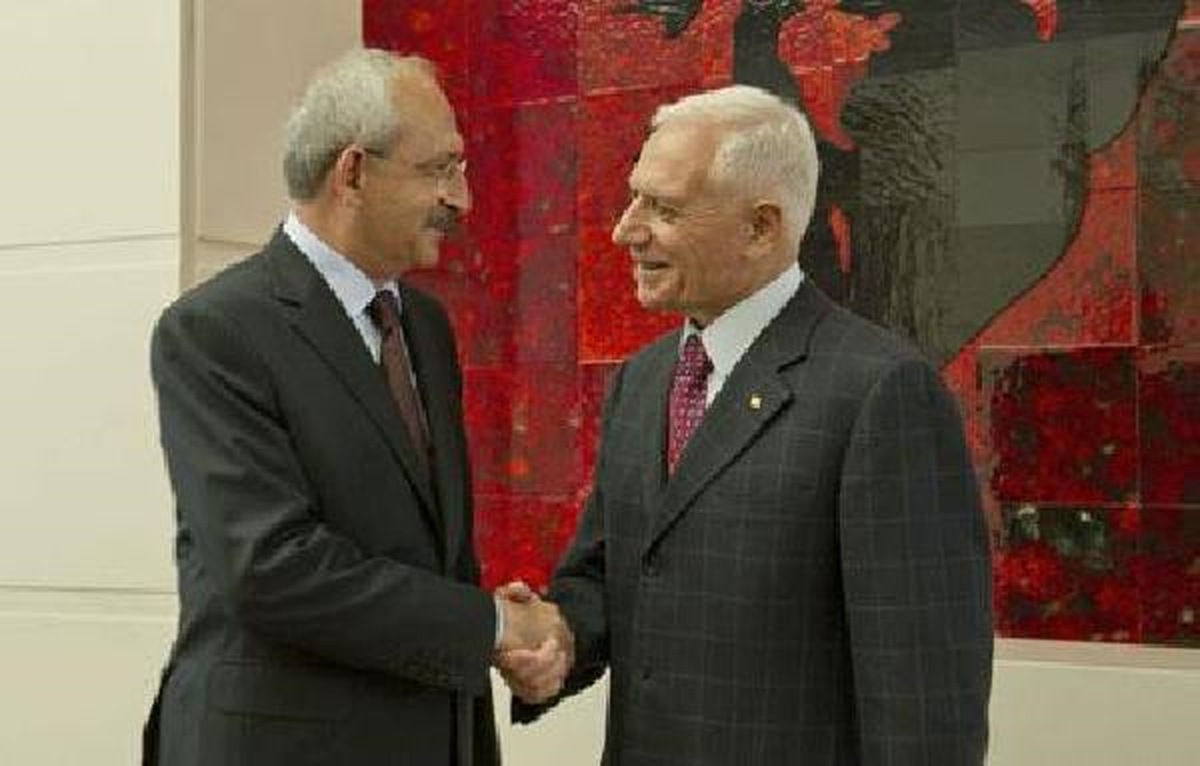 Kılıçdaroğlu ve Haberal Kucaklaştı