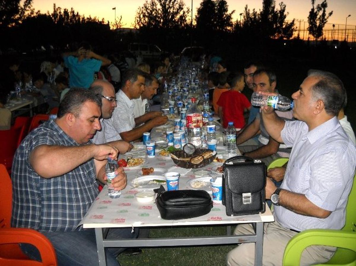 Malatya Yader, Sevgi Evlerinde İftarda Buluştu