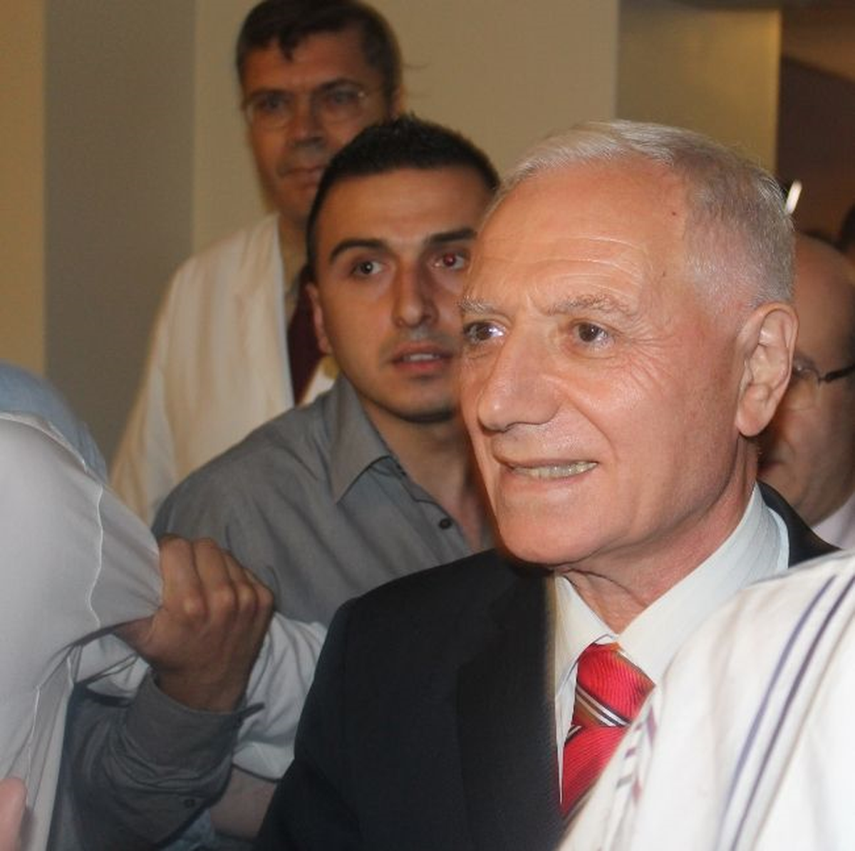 Haberal, Başkent Üniversitesi Hastanesi\'ni Ziyaret Etti