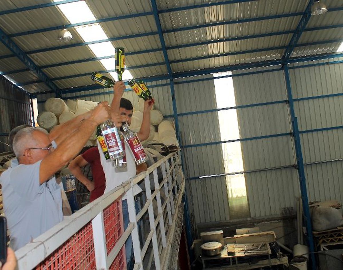 Piyasa Değeri Yaklaşık 9 Milyon TL Olan Kaçak İçkiler İmha Edilmeye Başlandı