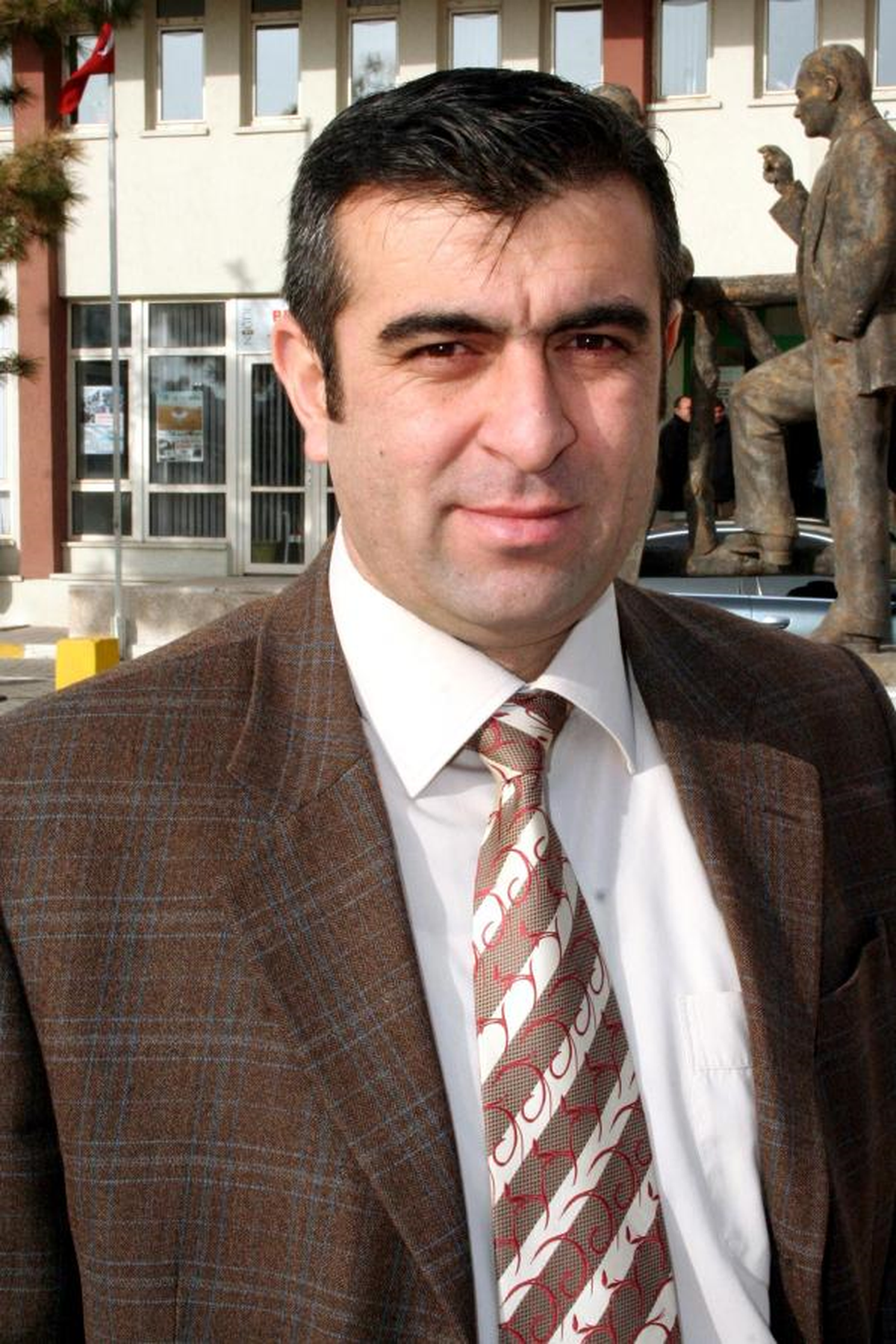 Polise Saldırı Olayının 2 Şüphelisi Yakalandı
