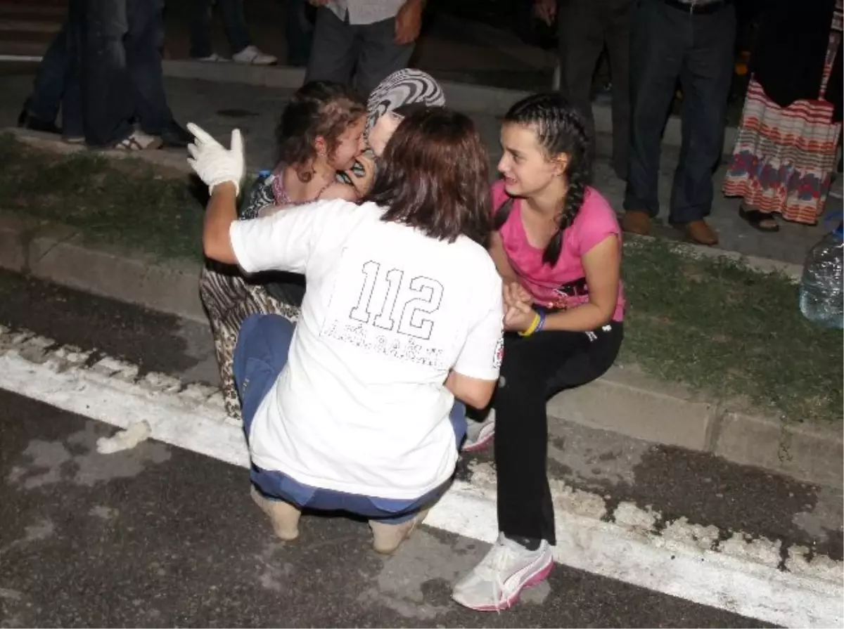 Samsun\'da Trafik Kazası: 17 Yaralı