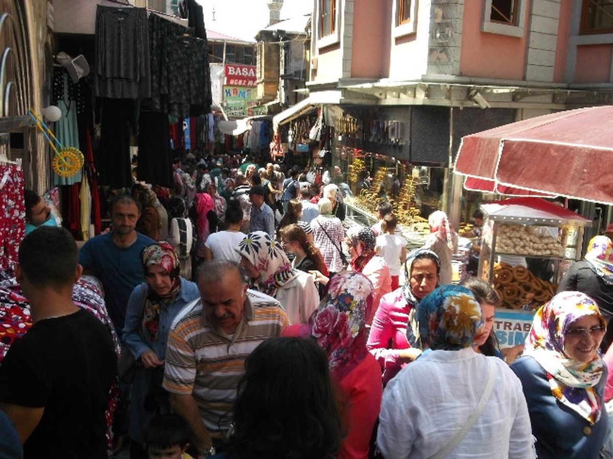 Trabzon\'da Ramazan Bayramı Hareketliliği