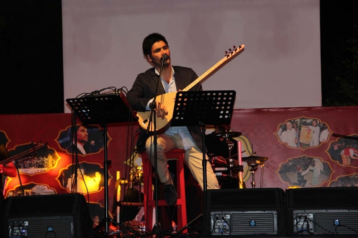 Uğur Işılak Çan\'da Konser Verdi