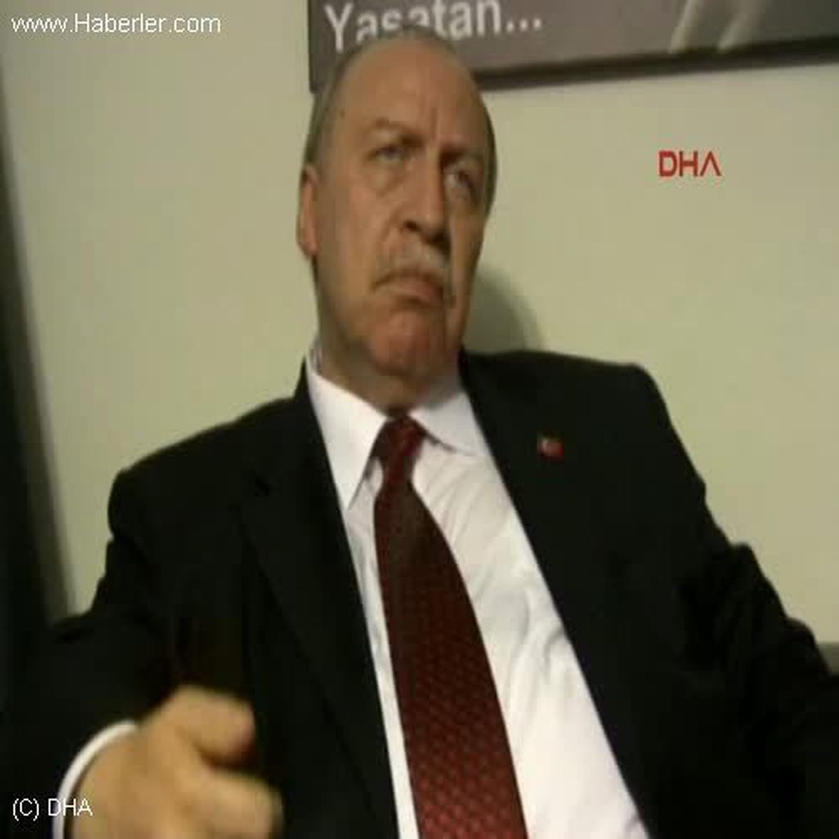 "Başbakan Hakkında Dava Açılması Lazım"