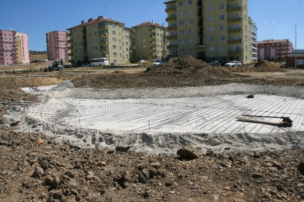 4 Eylül Mahallesi Gençlik Parkı Start Aldı