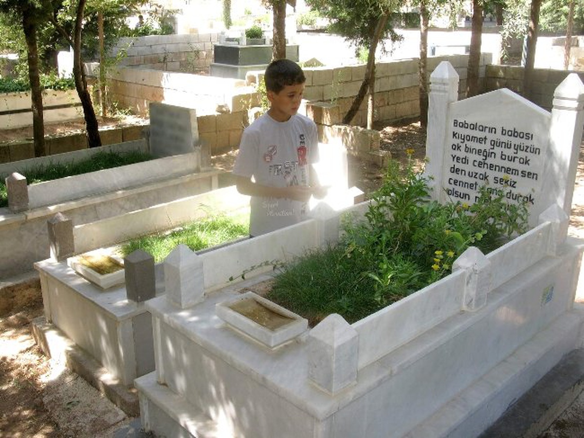 Araban\'da Arife Günü Mezarlık Ziyareti Yapıldı