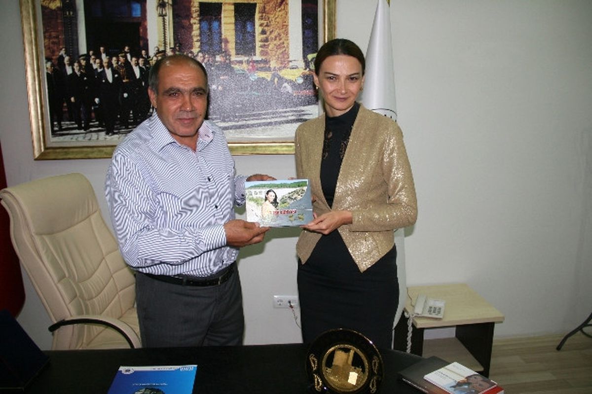 Azerbaycan Milletvekili Genire Paşayeva Iğdır\'da