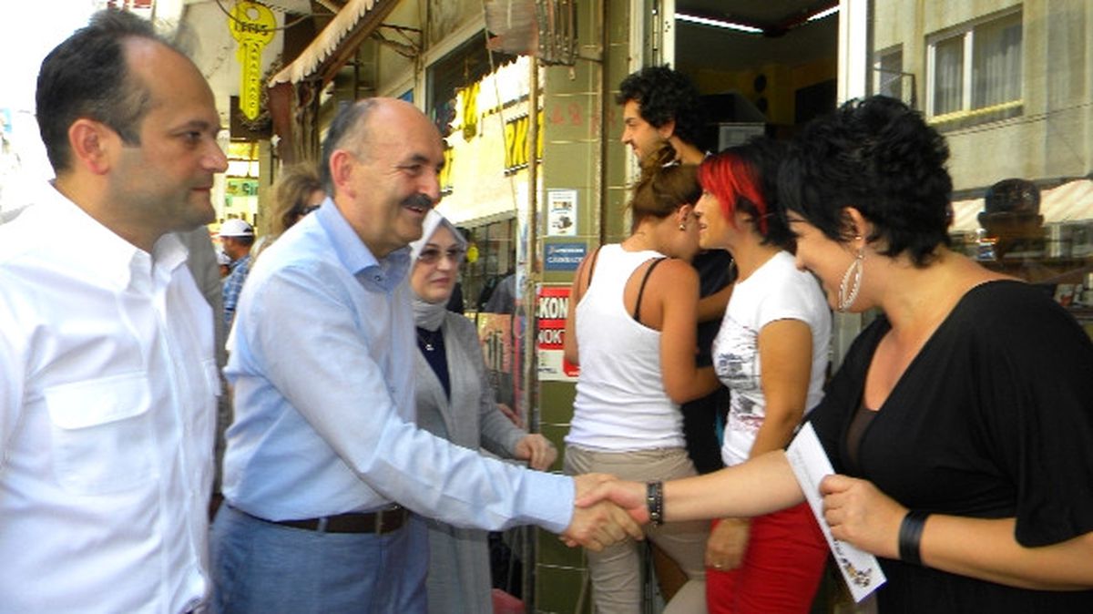 Bakan Müezzinoğlu Mehteranlı Yürüyüşe Katıldı
