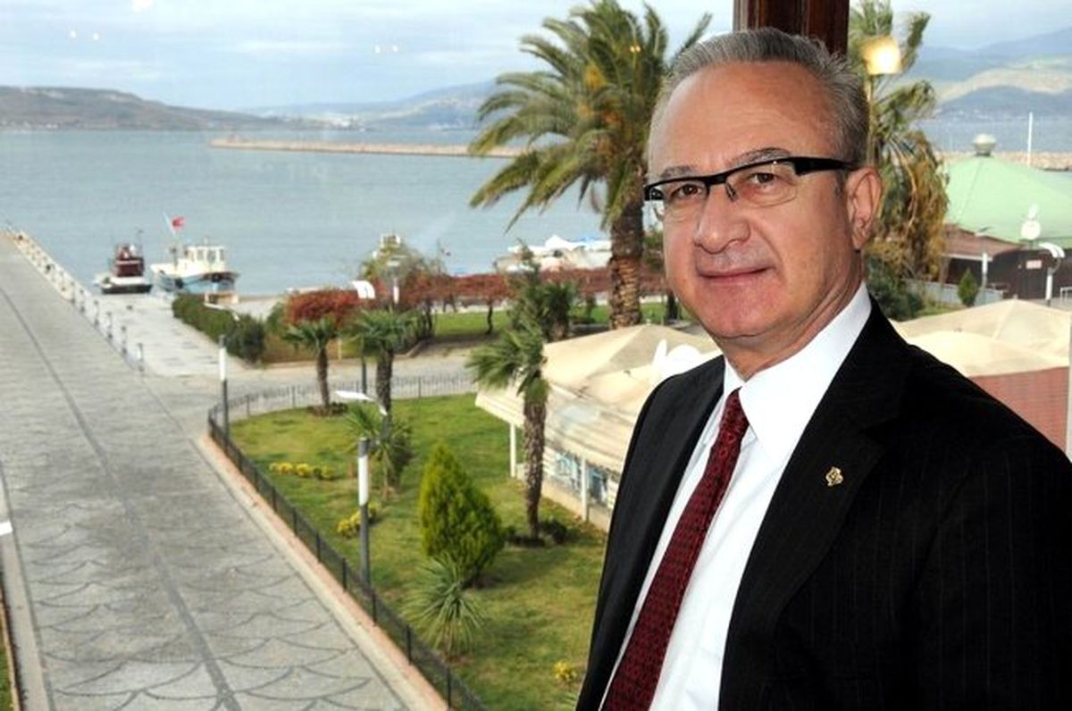 Bandırma Belediye Başkanı Pekel, Ramazan Bayramını Kutladı