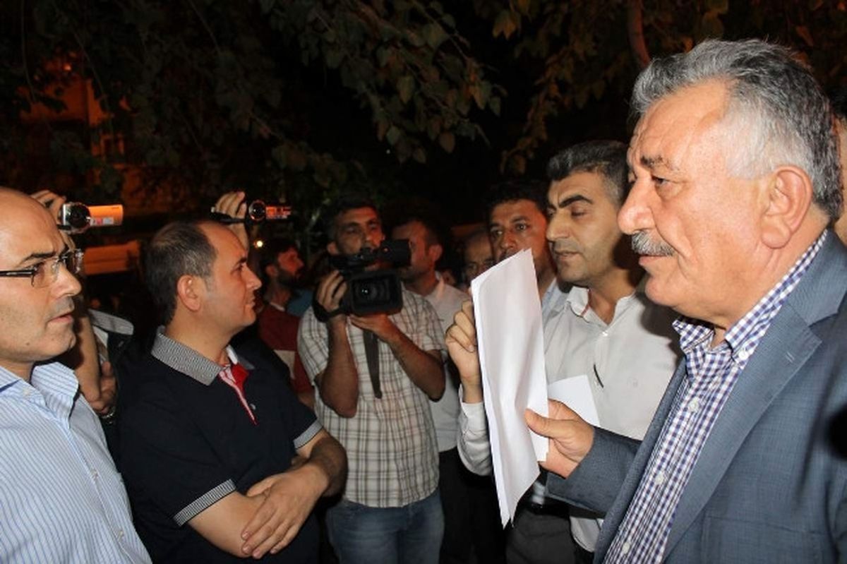 BDP\'nin Meşaleli Yürüyüşüne Polis Engeli