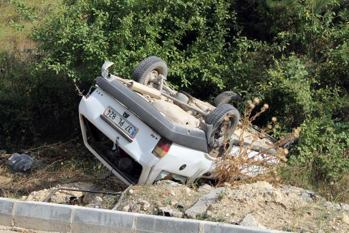 Ehliyetsiz Sürücü Takla Attı : 1 Yaralı