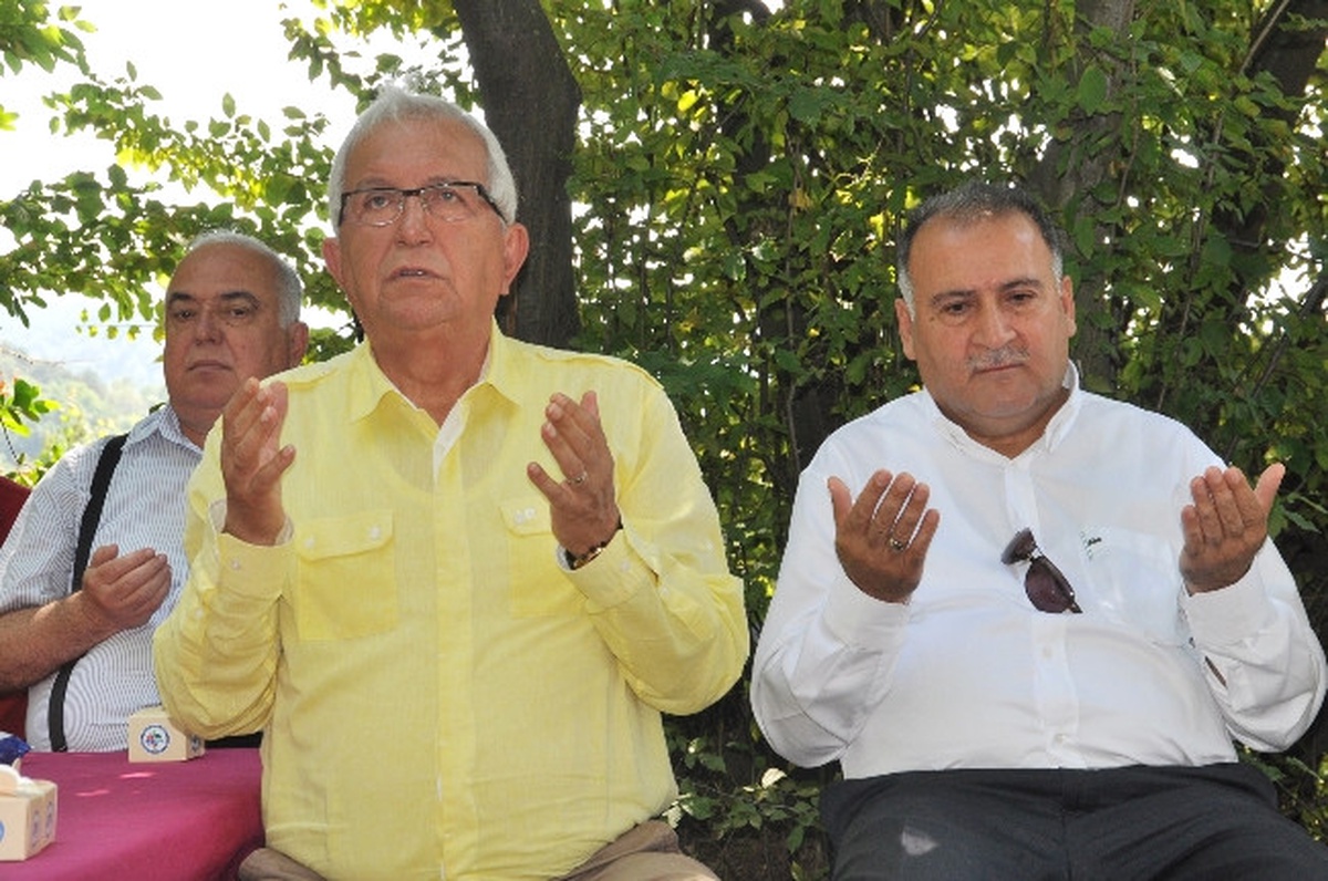 Ereğli\'de Mezarlıklarda Mevlid Okutuldu