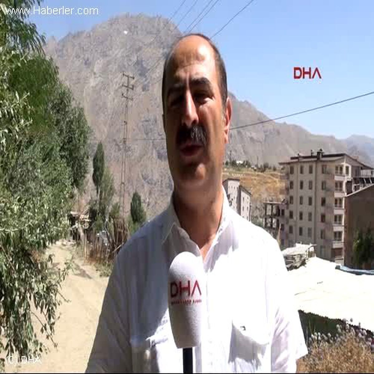 Hakkari\'de Kale Tepenin Boşaltılması İçin Başbakan\'a Mektup Yazdılar