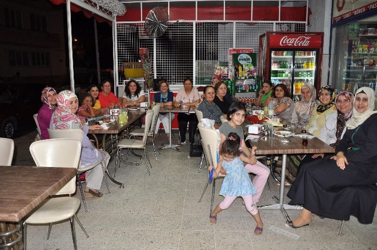 Hastanede Çalışan Bayanlar Kuran\'ı Kerim Öğreniyor