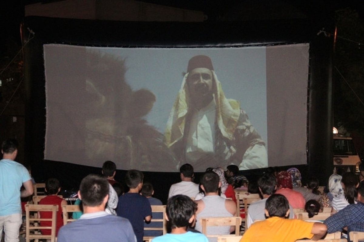 Kartal\'da Açık Hava Sinema Nostaljisi Yaşandı