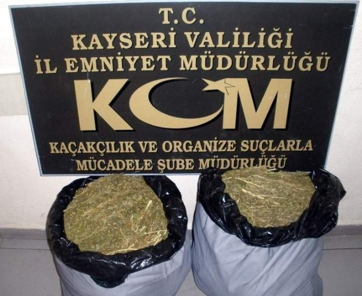 Kayseri\'de 42 Kilo Esrar Ele Geçirildi