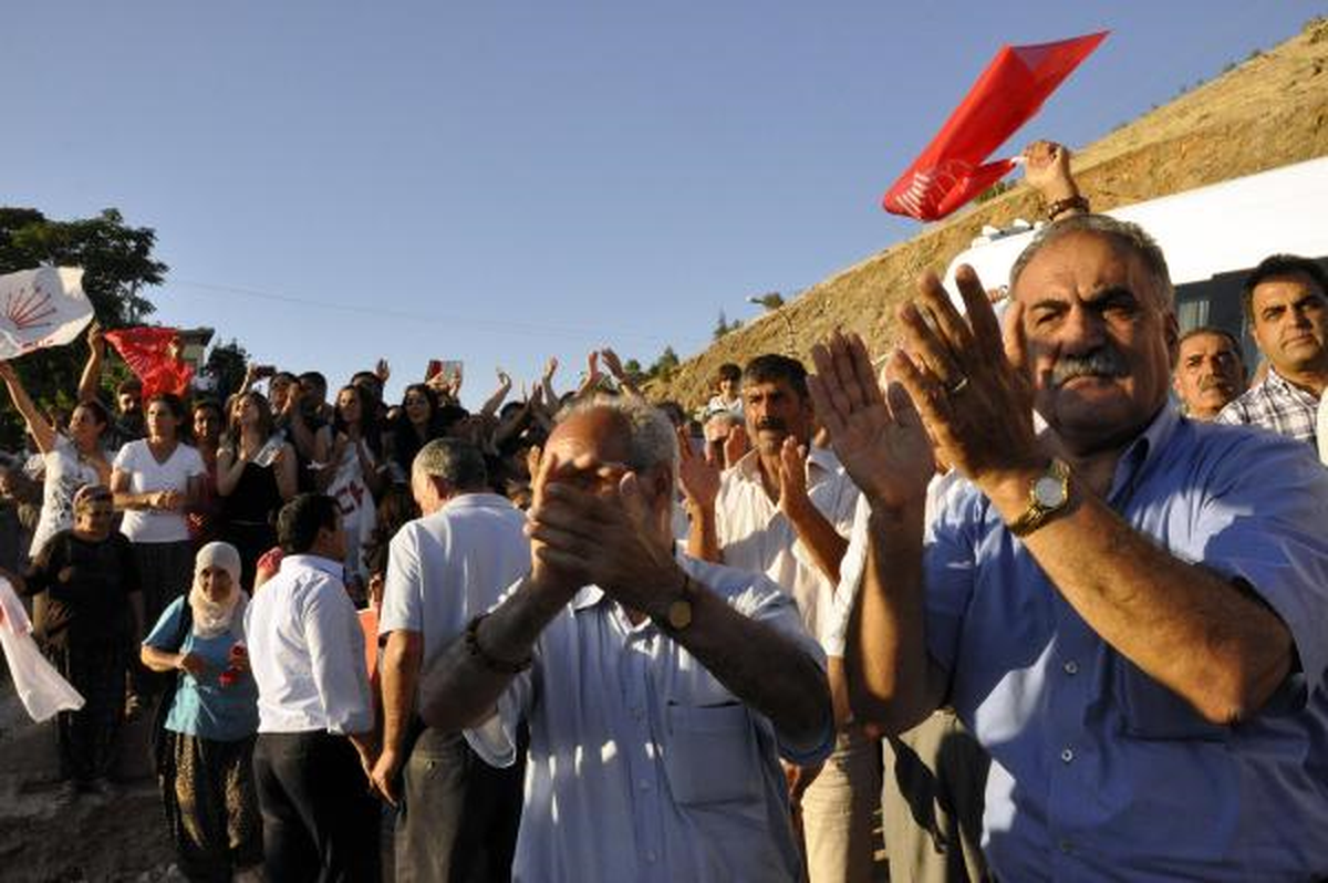 Kılıçdaroğlu\'na Coşkulu Karşılama