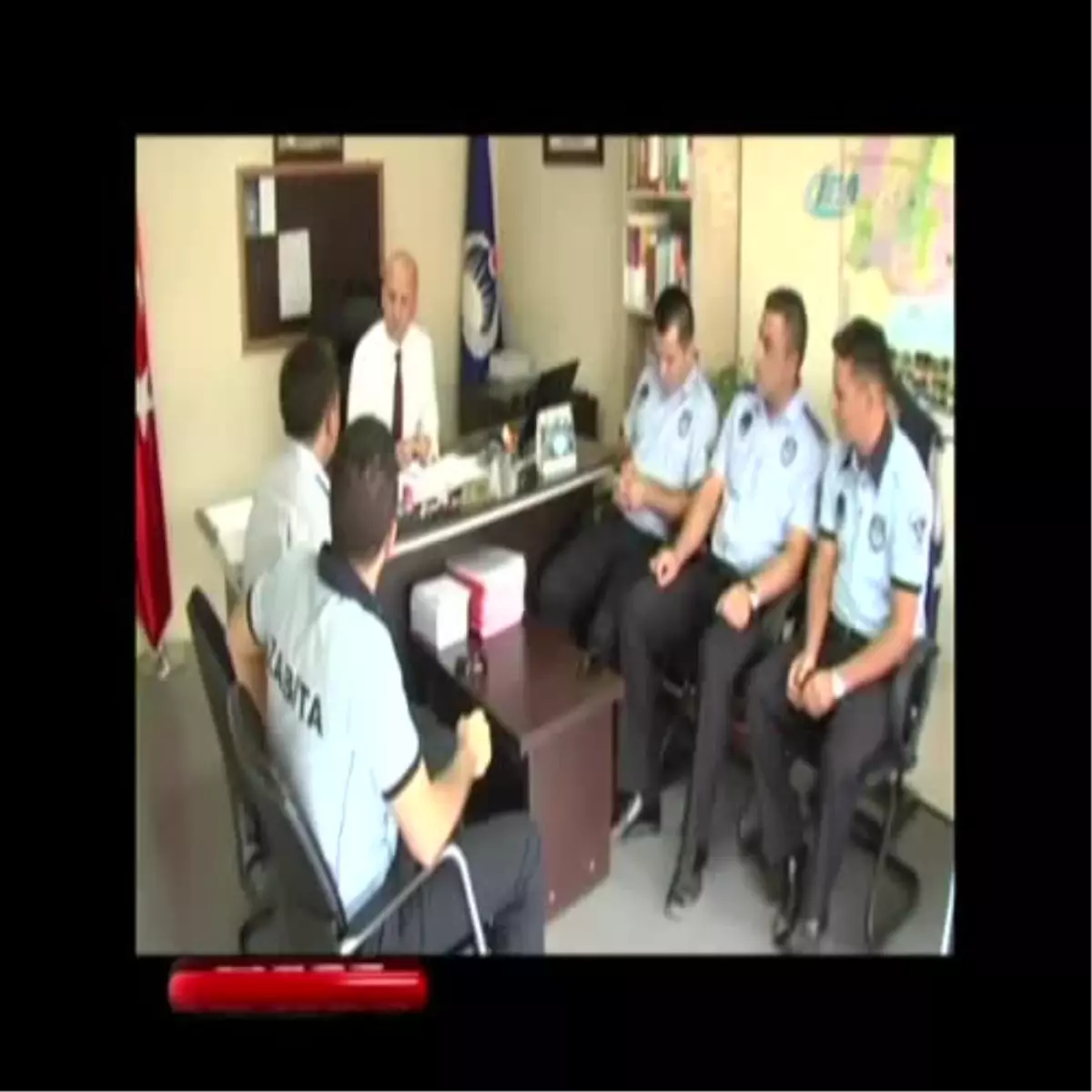 Seyyar Satıcıyken Kaçtığı Zabıtaların Müdürü Oldu